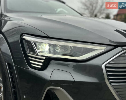 Сірий Ауді E-Tron, об'ємом двигуна 0 л та пробігом 22 тис. км за 49999 $, фото 26 на Automoto.ua
