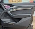 Сірий Ауді E-Tron, об'ємом двигуна 0 л та пробігом 100 тис. км за 41888 $, фото 44 на Automoto.ua