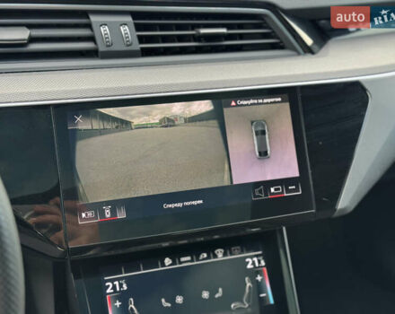 Ауди E-Tron 2022 в Виннице на Automoto.ua Серый Ауди E-Tron, объемом двигателя 0 л и пробегом 150 тыс. км за 39207 $, фото 43 на Automoto.ua