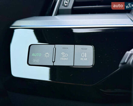 Серый Ауди E-Tron, объемом двигателя 0 л и пробегом 39 тыс. км за 44500 $, фото 72 на Automoto.ua