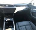 Серый Ауди E-Tron, объемом двигателя 0 л и пробегом 15 тыс. км за 38500 $, фото 10 на Automoto.ua