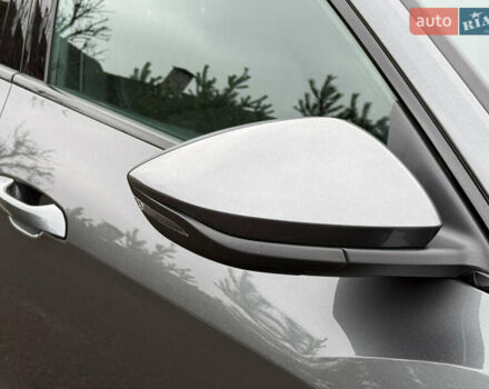 Сірий Ауді E-Tron, об'ємом двигуна 0 л та пробігом 151 тис. км за 29500 $, фото 41 на Automoto.ua