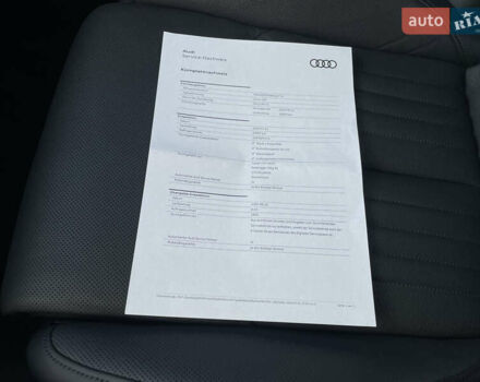 Серый Ауди E-Tron, объемом двигателя 0 л и пробегом 32 тыс. км за 42131 $, фото 79 на Automoto.ua