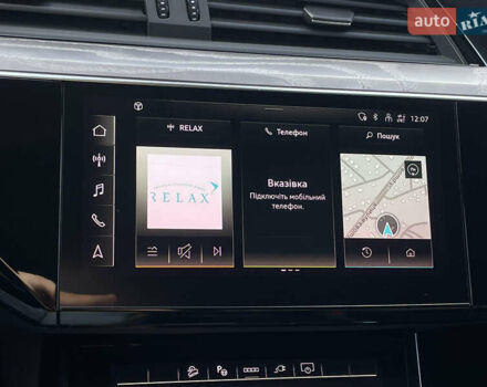 Серый Ауди E-Tron, объемом двигателя 0 л и пробегом 32 тыс. км за 42131 $, фото 56 на Automoto.ua