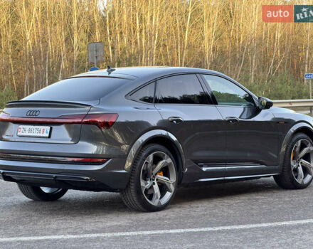 Серый Ауди E-Tron, объемом двигателя 0 л и пробегом 14 тыс. км за 53999 $, фото 11 на Automoto.ua