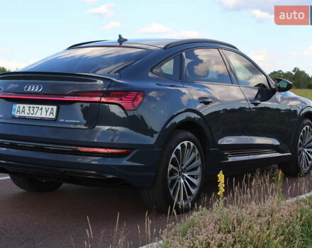 Сірий Ауді E-Tron, об'ємом двигуна 0 л та пробігом 80 тис. км за 38700 $, фото 13 на Automoto.ua