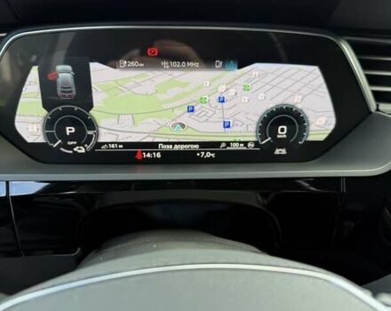 Серый Ауди E-Tron, объемом двигателя 0 л и пробегом 31 тыс. км за 40500 $, фото 35 на Automoto.ua