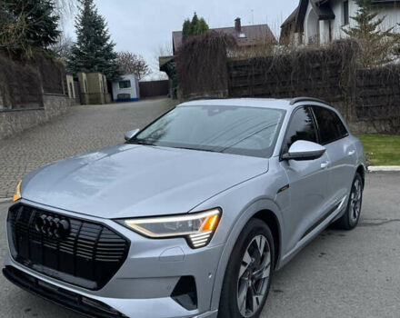 Серый Ауди E-Tron, объемом двигателя 0 л и пробегом 74 тыс. км за 37500 $, фото 14 на Automoto.ua