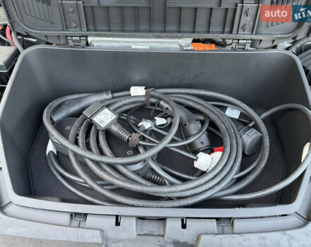 Серый Ауди E-Tron, объемом двигателя 0 л и пробегом 14 тыс. км за 53999 $, фото 164 на Automoto.ua