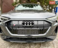 Серый Ауди E-Tron, объемом двигателя 0 л и пробегом 37 тыс. км за 49500 $, фото 3 на Automoto.ua