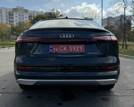 Серый Ауди E-Tron, объемом двигателя 0 л и пробегом 31 тыс. км за 40500 $, фото 24 на Automoto.ua