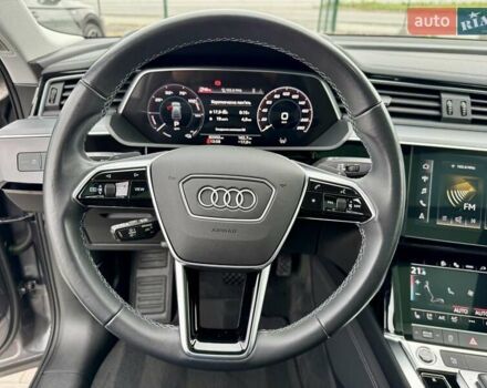 Ауди E-Tron 2022 в Хмельницком на Automoto.ua Серый Ауди E-Tron, объемом двигателя 0 л и пробегом 82 тыс. км за 39999 $, фото 17 на Automoto.ua