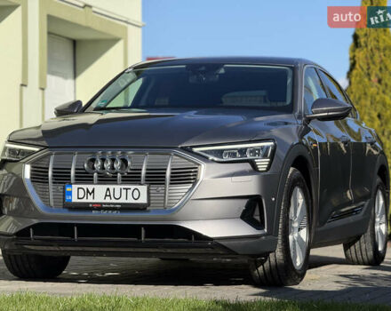 Серый Ауди E-Tron, объемом двигателя 0 л и пробегом 90 тыс. км за 33000 $, фото 17 на Automoto.ua