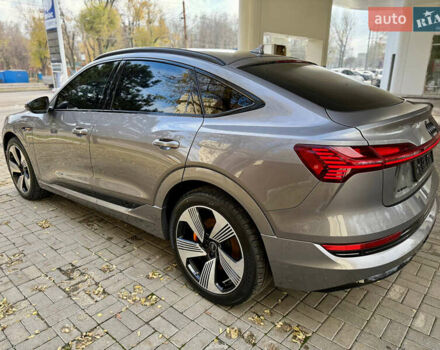 Серый Ауди E-Tron, объемом двигателя 0 л и пробегом 31 тыс. км за 46500 $, фото 12 на Automoto.ua