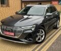 Серый Ауди E-Tron, объемом двигателя 0 л и пробегом 99 тыс. км за 32999 $, фото 3 на Automoto.ua