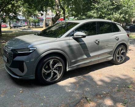 Серый Ауди E-Tron, объемом двигателя 0 л и пробегом 10 тыс. км за 37000 $, фото 2 на Automoto.ua