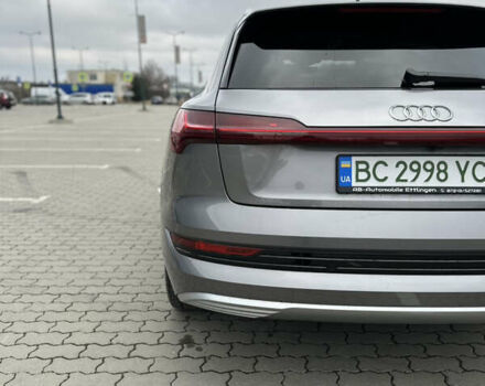 Сірий Ауді E-Tron, об'ємом двигуна 0 л та пробігом 45 тис. км за 38900 $, фото 18 на Automoto.ua