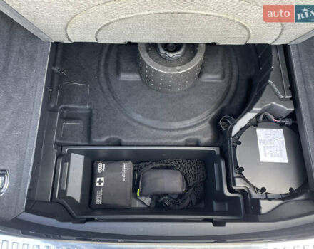 Серый Ауди E-Tron, объемом двигателя 0 л и пробегом 32 тыс. км за 42131 $, фото 34 на Automoto.ua