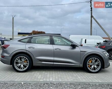 Ауди E-Tron 2022 в Хмельницком на Automoto.ua Серый Ауди E-Tron, объемом двигателя 0 л и пробегом 82 тыс. км за 39999 $, фото 2 на Automoto.ua