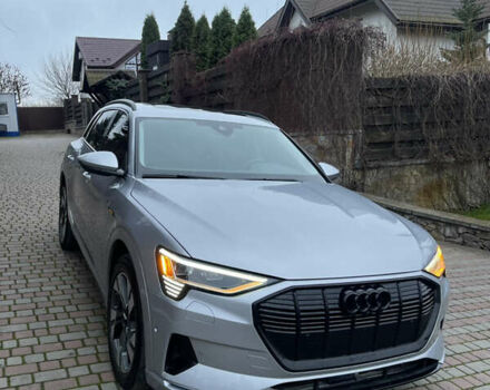 Серый Ауди E-Tron, объемом двигателя 0 л и пробегом 74 тыс. км за 37500 $, фото 7 на Automoto.ua