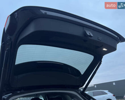 Серый Ауди E-Tron, объемом двигателя 0 л и пробегом 32 тыс. км за 41367 $, фото 40 на Automoto.ua