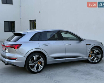Сірий Ауді E-Tron, об'ємом двигуна 0 л та пробігом 63 тис. км за 39999 $, фото 19 на Automoto.ua