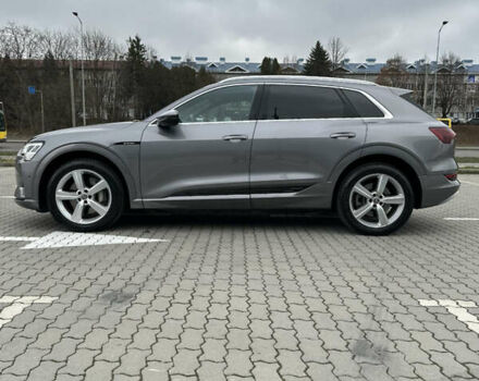 Сірий Ауді E-Tron, об'ємом двигуна 0 л та пробігом 45 тис. км за 38900 $, фото 6 на Automoto.ua