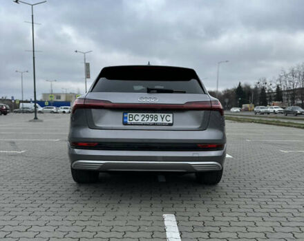 Сірий Ауді E-Tron, об'ємом двигуна 0 л та пробігом 45 тис. км за 38900 $, фото 10 на Automoto.ua