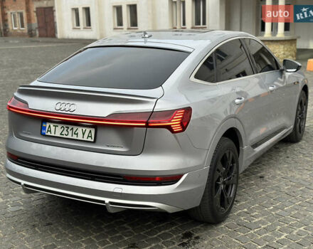 Сірий Ауді E-Tron, об'ємом двигуна 0 л та пробігом 80 тис. км за 39900 $, фото 17 на Automoto.ua