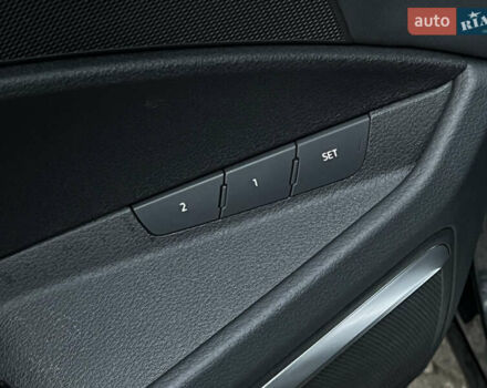 Серый Ауди E-Tron, объемом двигателя 0 л и пробегом 32 тыс. км за 41367 $, фото 67 на Automoto.ua