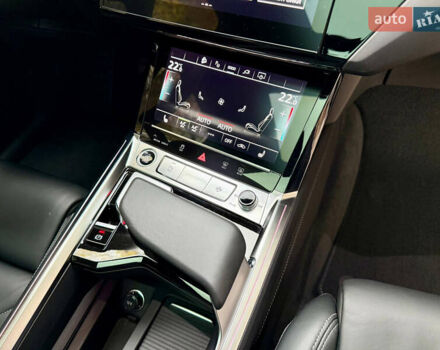 Серый Ауди E-Tron, объемом двигателя 0 л и пробегом 31 тыс. км за 46500 $, фото 54 на Automoto.ua