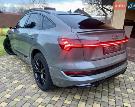 Сірий Ауді E-Tron, об'ємом двигуна 0 л та пробігом 43 тис. км за 45500 $, фото 3 на Automoto.ua