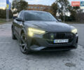 Серый Ауди E-Tron, объемом двигателя 0 л и пробегом 41 тыс. км за 52900 $, фото 5 на Automoto.ua