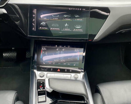 Серый Ауди E-Tron, объемом двигателя 0 л и пробегом 126 тыс. км за 34995 $, фото 25 на Automoto.ua