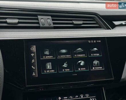 Сірий Ауді E-Tron, об'ємом двигуна 0 л та пробігом 48 тис. км за 49999 $, фото 67 на Automoto.ua