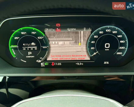 Сірий Ауді E-Tron, об'ємом двигуна 0 л та пробігом 39 тис. км за 46500 $, фото 56 на Automoto.ua