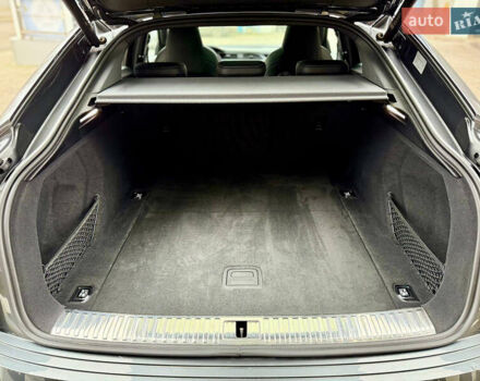 Серый Ауди E-Tron, объемом двигателя 0 л и пробегом 37 тыс. км за 49500 $, фото 53 на Automoto.ua