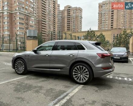 Серый Ауди E-Tron, объемом двигателя 0 л и пробегом 112 тыс. км за 31900 $, фото 21 на Automoto.ua