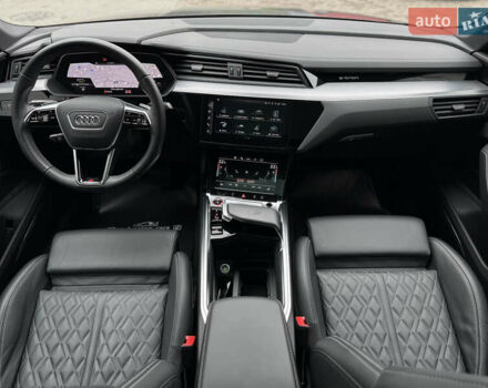 Сірий Ауді E-Tron, об'ємом двигуна 0 л та пробігом 59 тис. км за 45999 $, фото 41 на Automoto.ua