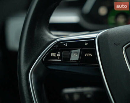 Сірий Ауді E-Tron, об'ємом двигуна 0 л та пробігом 64 тис. км за 37900 $, фото 28 на Automoto.ua