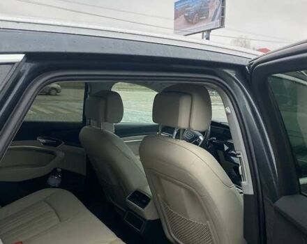 Сірий Ауді E-Tron, об'ємом двигуна 0 л та пробігом 26 тис. км за 34000 $, фото 17 на Automoto.ua