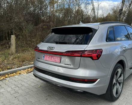 Серый Ауди E-Tron, объемом двигателя 0 л и пробегом 145 тыс. км за 29500 $, фото 42 на Automoto.ua