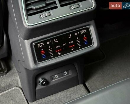 Сірий Ауді E-Tron, об'ємом двигуна 0 л та пробігом 100 тис. км за 41888 $, фото 38 на Automoto.ua