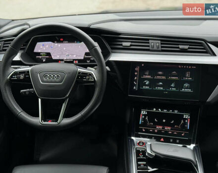 Сірий Ауді E-Tron, об'ємом двигуна 0 л та пробігом 59 тис. км за 45999 $, фото 40 на Automoto.ua