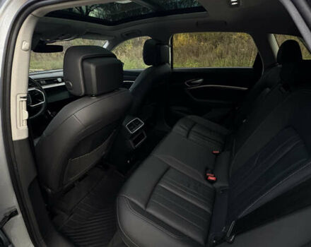 Серый Ауди E-Tron, объемом двигателя 0 л и пробегом 145 тыс. км за 29500 $, фото 27 на Automoto.ua