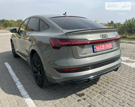 Серый Ауди E-Tron, объемом двигателя 0 л и пробегом 58 тыс. км за 44950 $, фото 3 на Automoto.ua