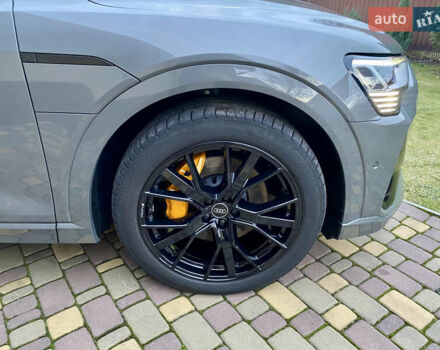 Сірий Ауді E-Tron, об'ємом двигуна 0 л та пробігом 43 тис. км за 45500 $, фото 62 на Automoto.ua