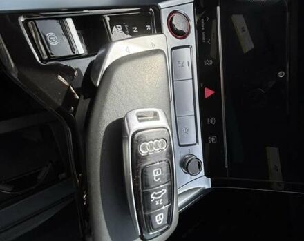 Серый Ауди E-Tron, объемом двигателя 0 л и пробегом 14 тыс. км за 47900 $, фото 21 на Automoto.ua