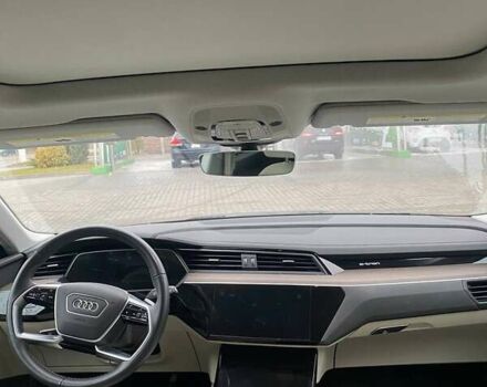 Сірий Ауді E-Tron, об'ємом двигуна 0 л та пробігом 26 тис. км за 34000 $, фото 19 на Automoto.ua