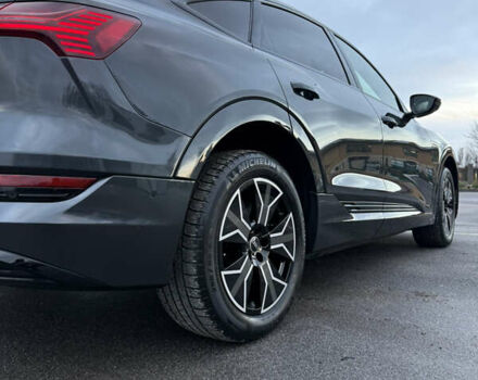 Серый Ауди E-Tron, объемом двигателя 0 л и пробегом 197 тыс. км за 23900 $, фото 11 на Automoto.ua